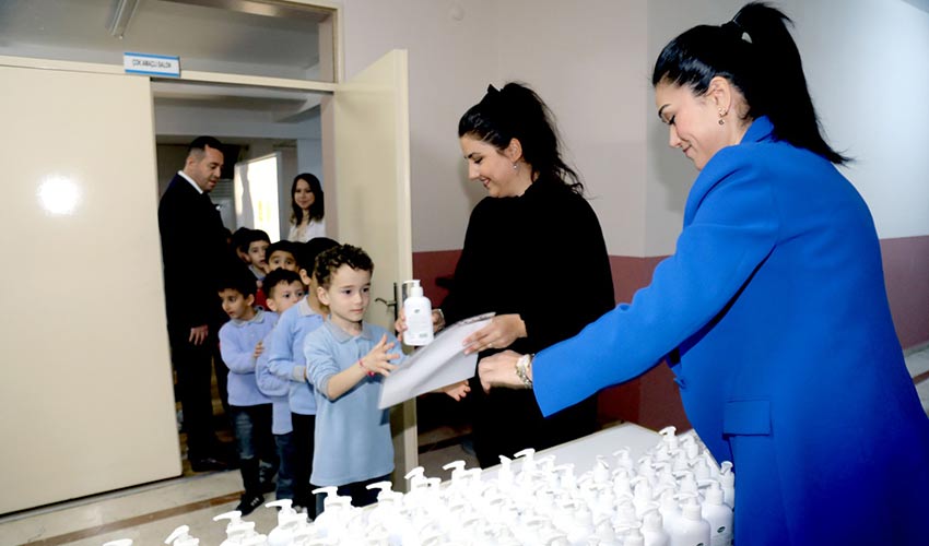 14 Okulda 2 Bin 200 Öğrenciye Hijyen Eğitimi