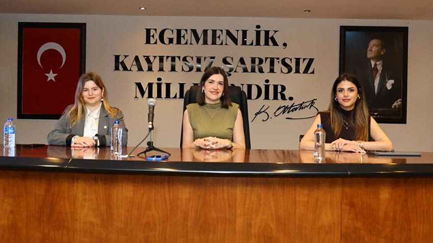 İlk eğitim Belediye emekçilerine