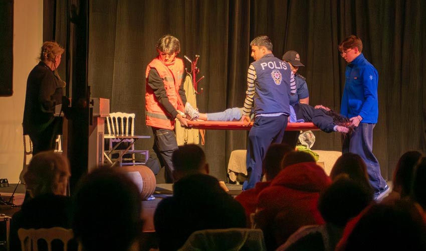 Tiyatro Günleri başladı