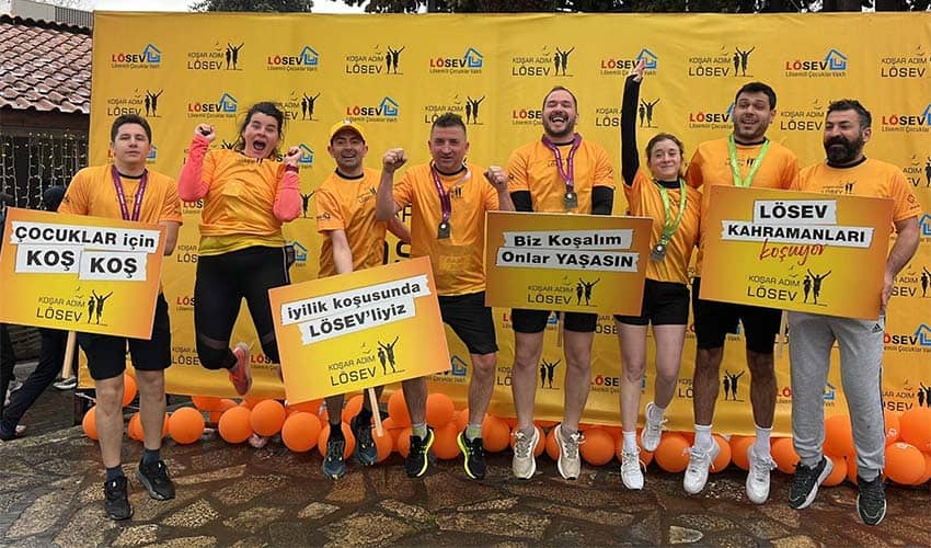 Efes Ultra Maratonu’nda Lösev rüzgarı