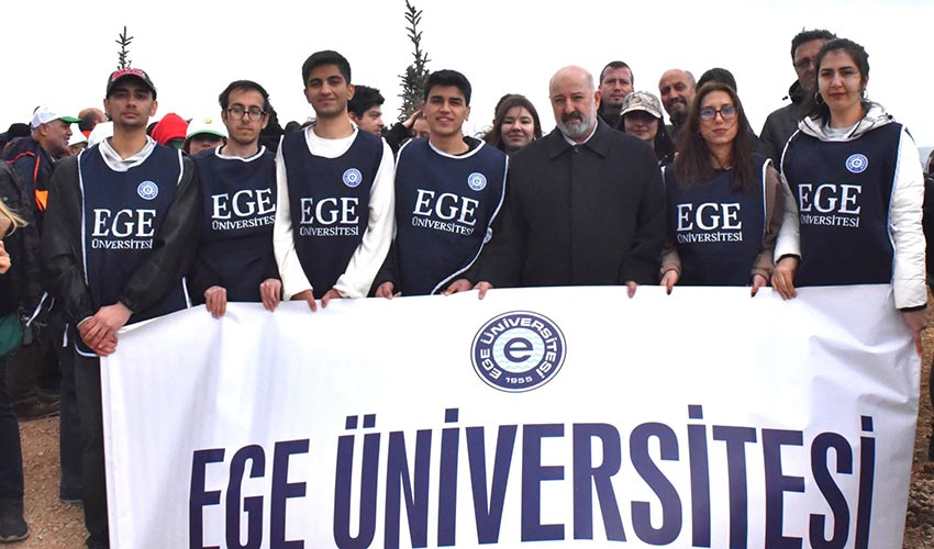 Egeli gençler İzmir’e can suyu oldu