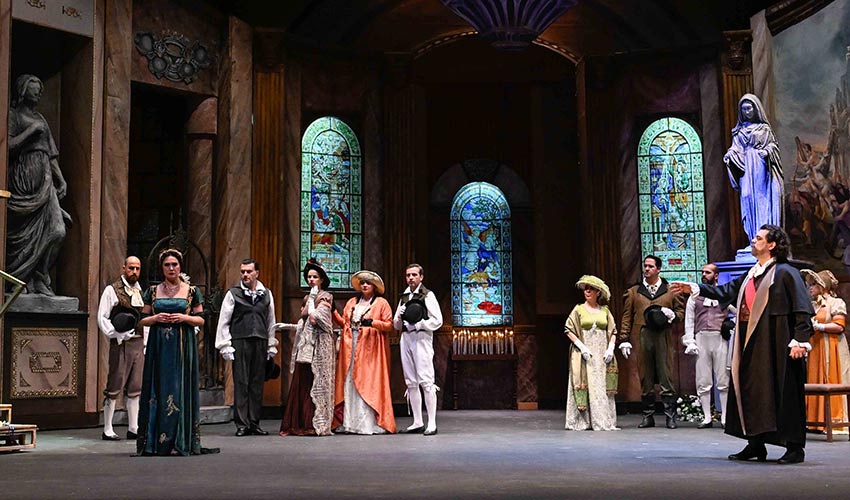 Nisan ayında zengin program