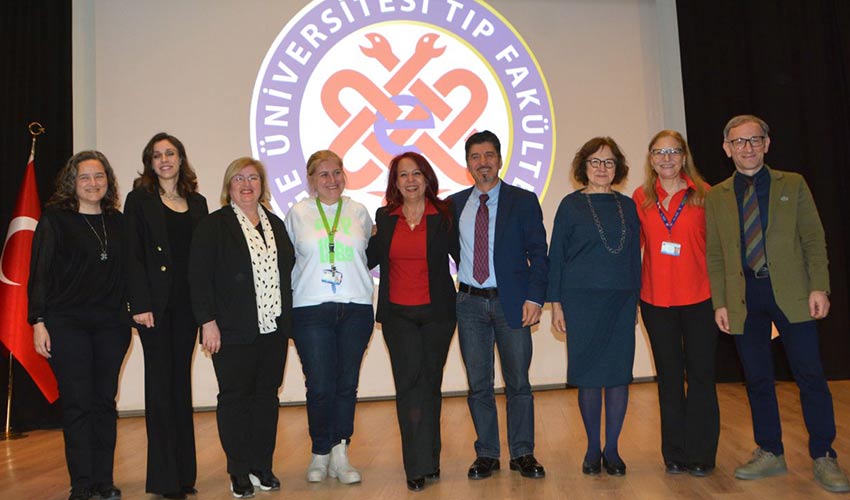 Yaşlılıkta sağlıklı yaşamın sırları uzmanlarca anlatıldı