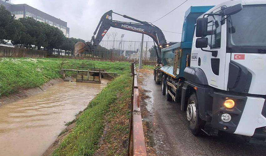 MASKİ Ekipleri Yağışa Karşı Teyakkuzda