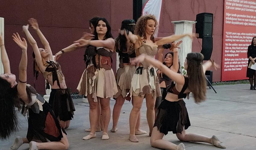 8500 yıllık hafızasında felsefe yeniden canlandı