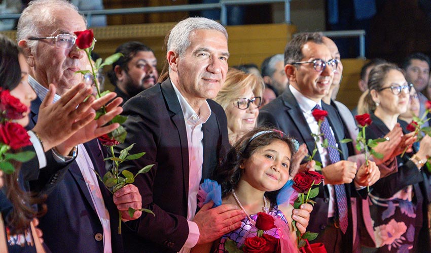 Aynı sahneyi paylaştılar