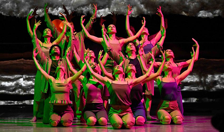 W. A. Mozart’ın Requiem’i Modern Dans Yorumuyla Dünya Prömiyerini İzmir’de