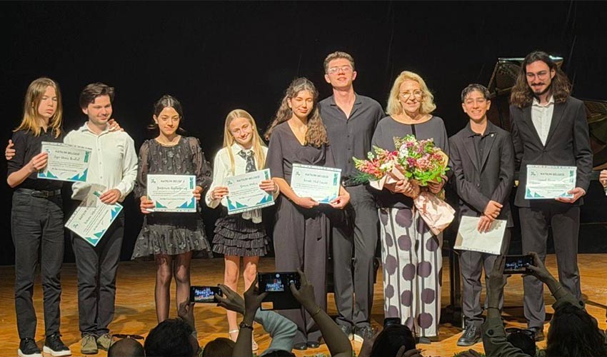 Eytemiz'in öğrencilerinden 23 Nisan Konseri