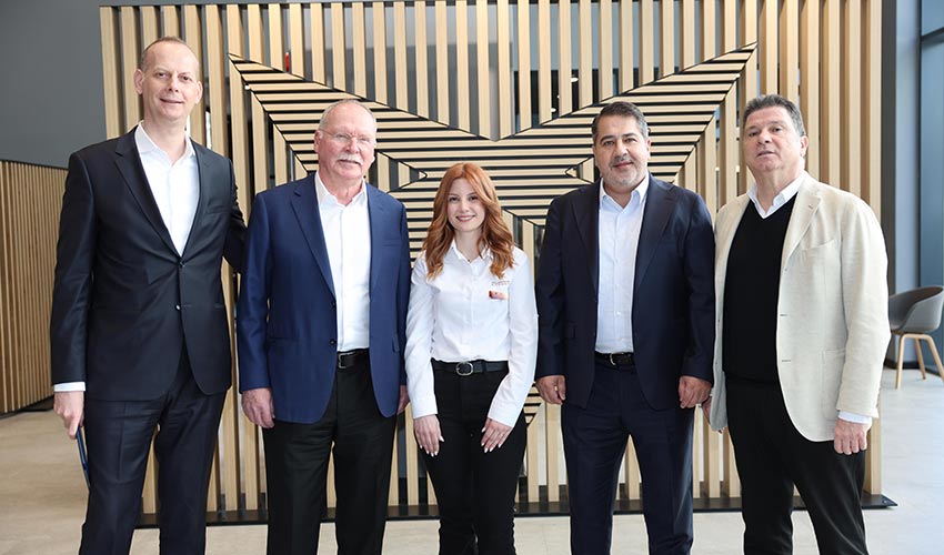 Dünya Birinciliğine Vosmer imzası