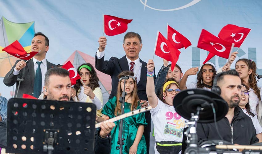 Bizim için en güzel bayram çocuklarımızın neşesidir