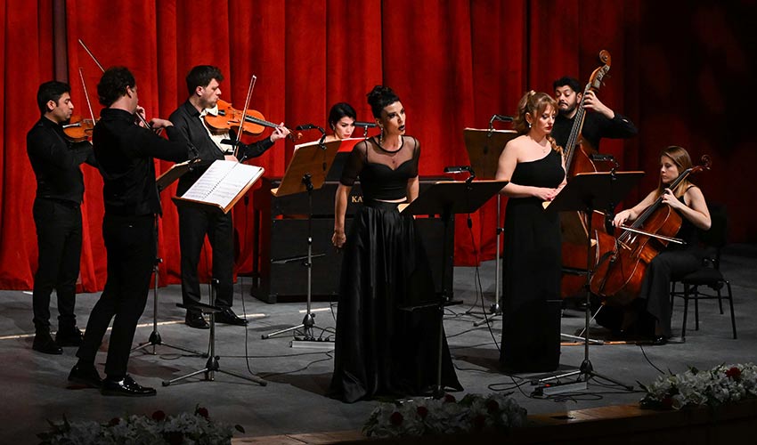 Pergolesi'nin Stabat Mater'i Bornova'da