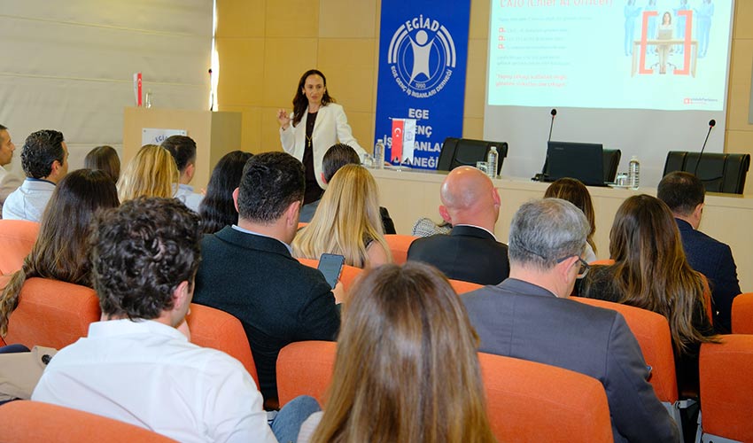 Yapay Zekâ Çağında Liderlik