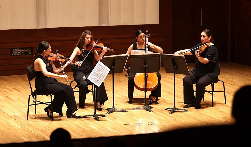 Oda Orkestrası yine ayakta alkışlandı