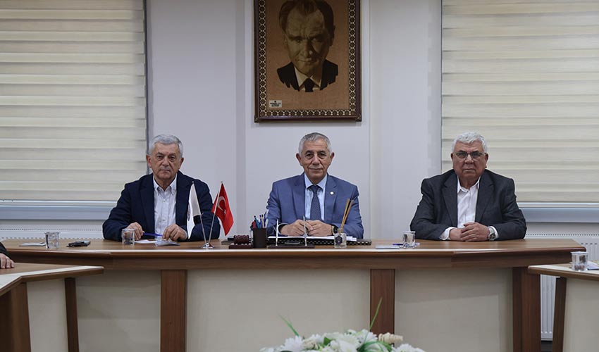 Kula ve Selendi'nin sorunları Salihli TSO'da ele alındı